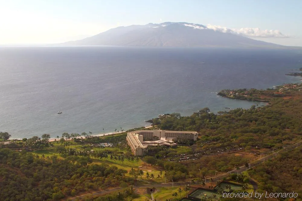 & Golf 4* Makena