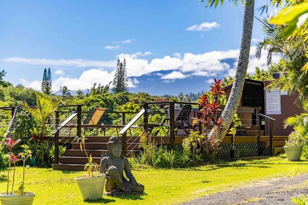 Villa Cliff House With Ocean Views In Haiku, Maui Jungle *
