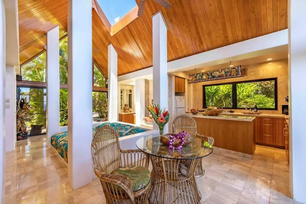 Cliff House With Ocean Views In Haiku, Maui Jungle Villa *