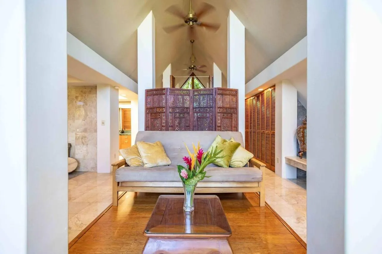 Chalet Jasmine On Lush Farm In Haiku, Maui Jungle Huelo