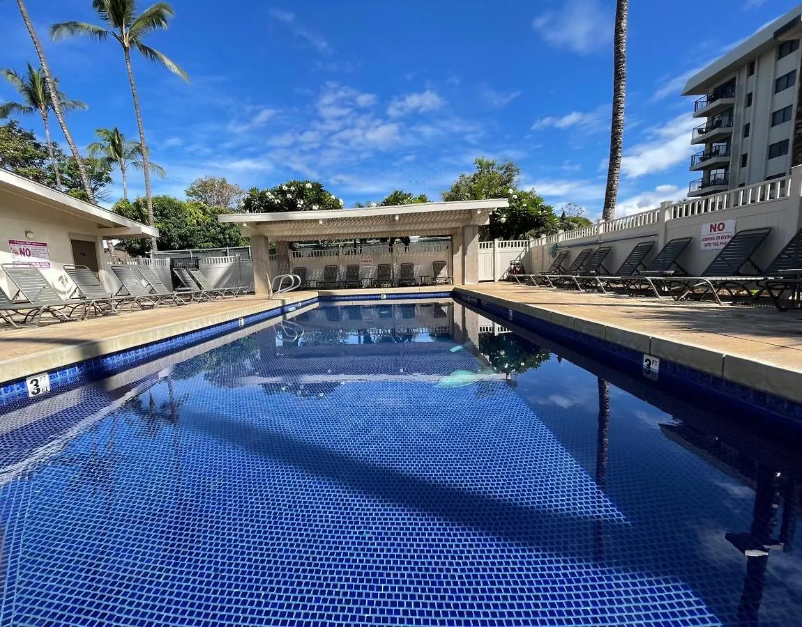 Deluxe Panoramic Ocean View - Dual Ac - Renovated - Fully Equipped - Self Mgmt Free Parking *