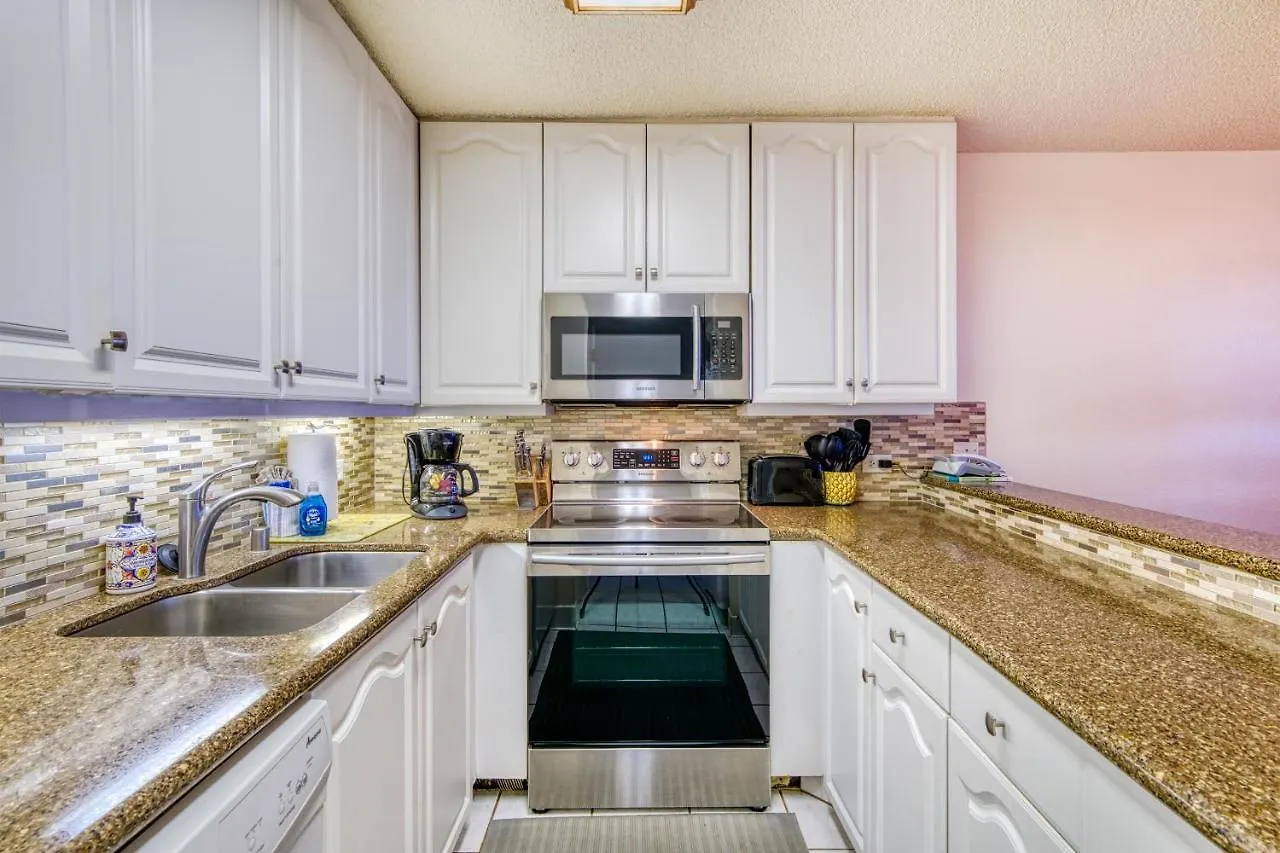 Kamaole Sands 7-406, Courtyard & Ocean Views, Ac Holiday home *