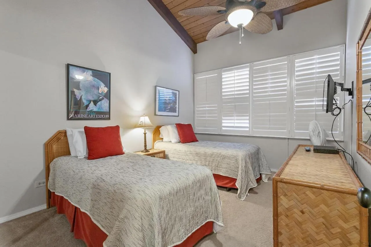 Holiday home Kamaole Sands 2-406, Ocean Views, Split Ac, 2 Bdrm *