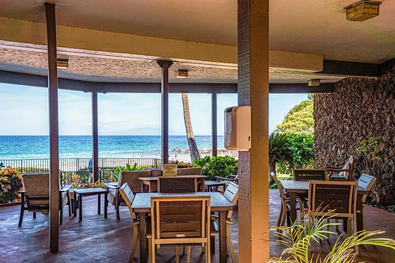 Hale Hui Kai 208, Renovated, Ocean View, Split Ac Holiday home *