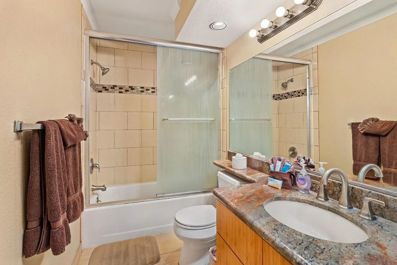 Grand Champions 55, Beautiful Renovation, Split Ac Holiday home *