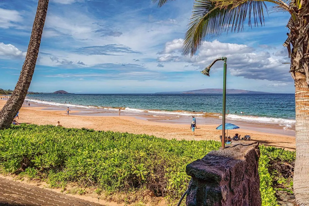 Hale Hui Kai 208, Renovated, Ocean View, Split Ac Holiday home *