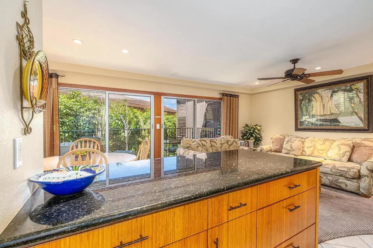 Hale Hui Kai 202, Steps To The Beach, Split Ac