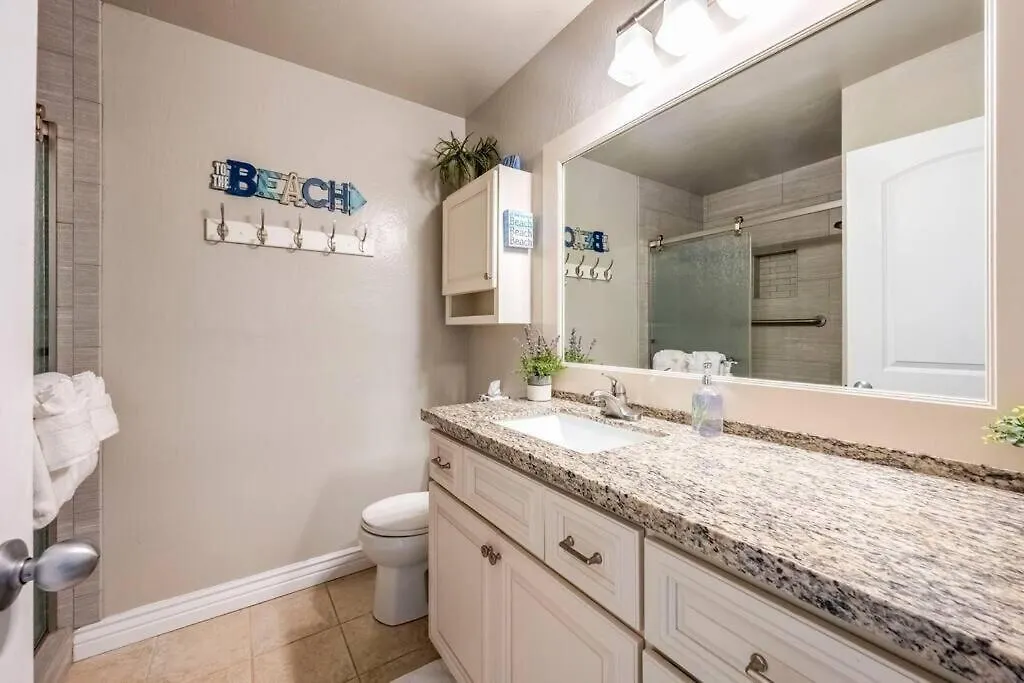 Apartment Hale Kamaole 7-169- Ground Floor, Ocean View, Updated Kihei Gem *