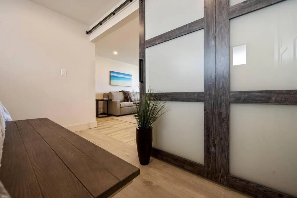 Hale Ono Loa 403- Top Floor, Ocean View, & Complete Modern Remodel Apartment Kahana