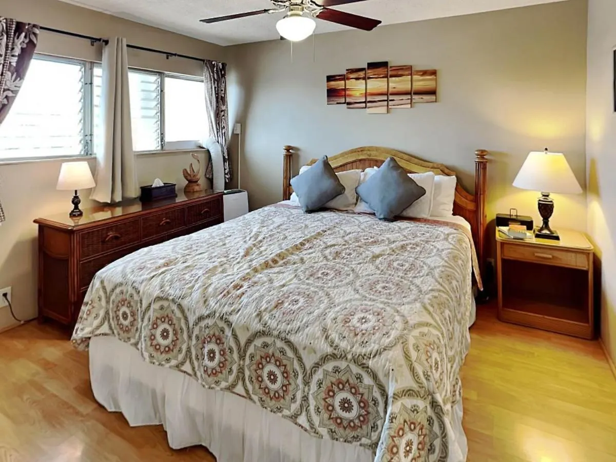 1112islandsurf312isnco - Island Surf 312 Apartment *