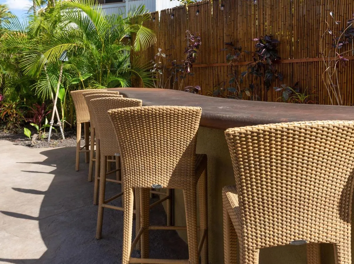 Studio Condo In Boutique Property With Mini Kitchen, Pool And Bbq דירה *