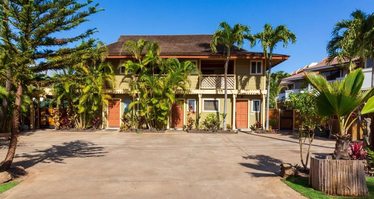 Studio Condo In Boutique Property With Mini Kitchen, Pool And Bbq