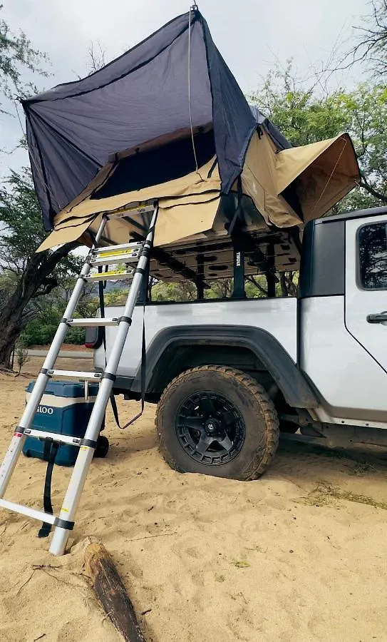 Aloha Glamp's Maui Rooftop Adventure