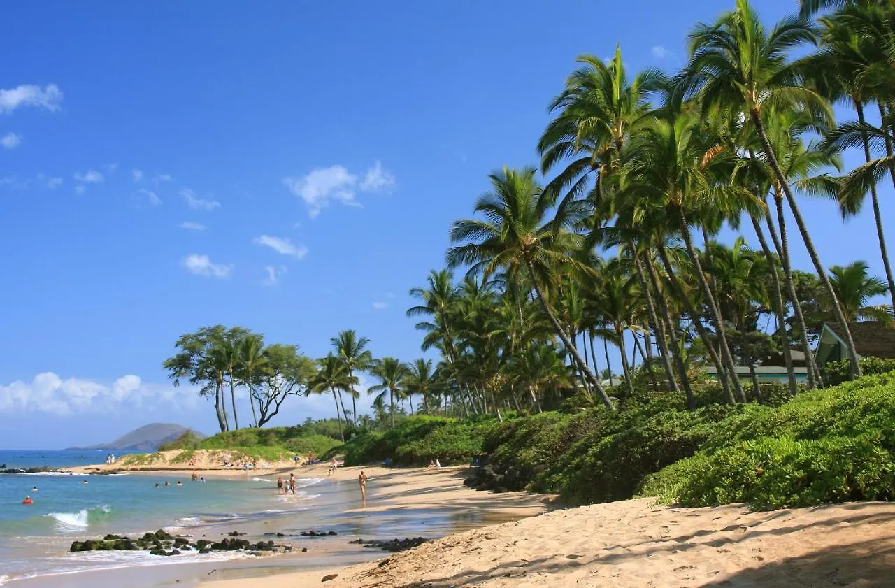 Apartment Charming Loft 2br With Free Parking & Near Beach!