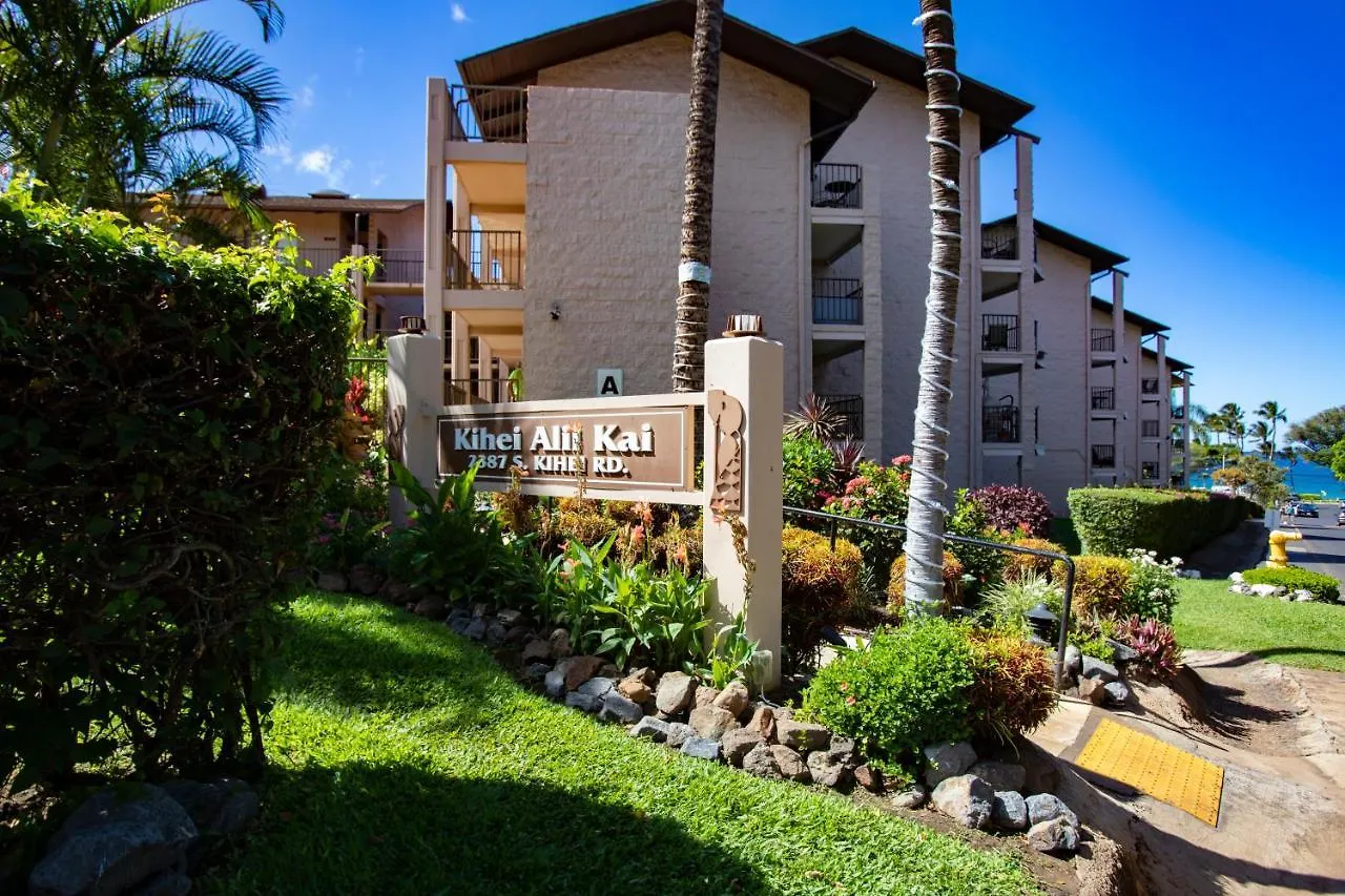 Charming Loft 2br With Free Parking & Near Beach! *
