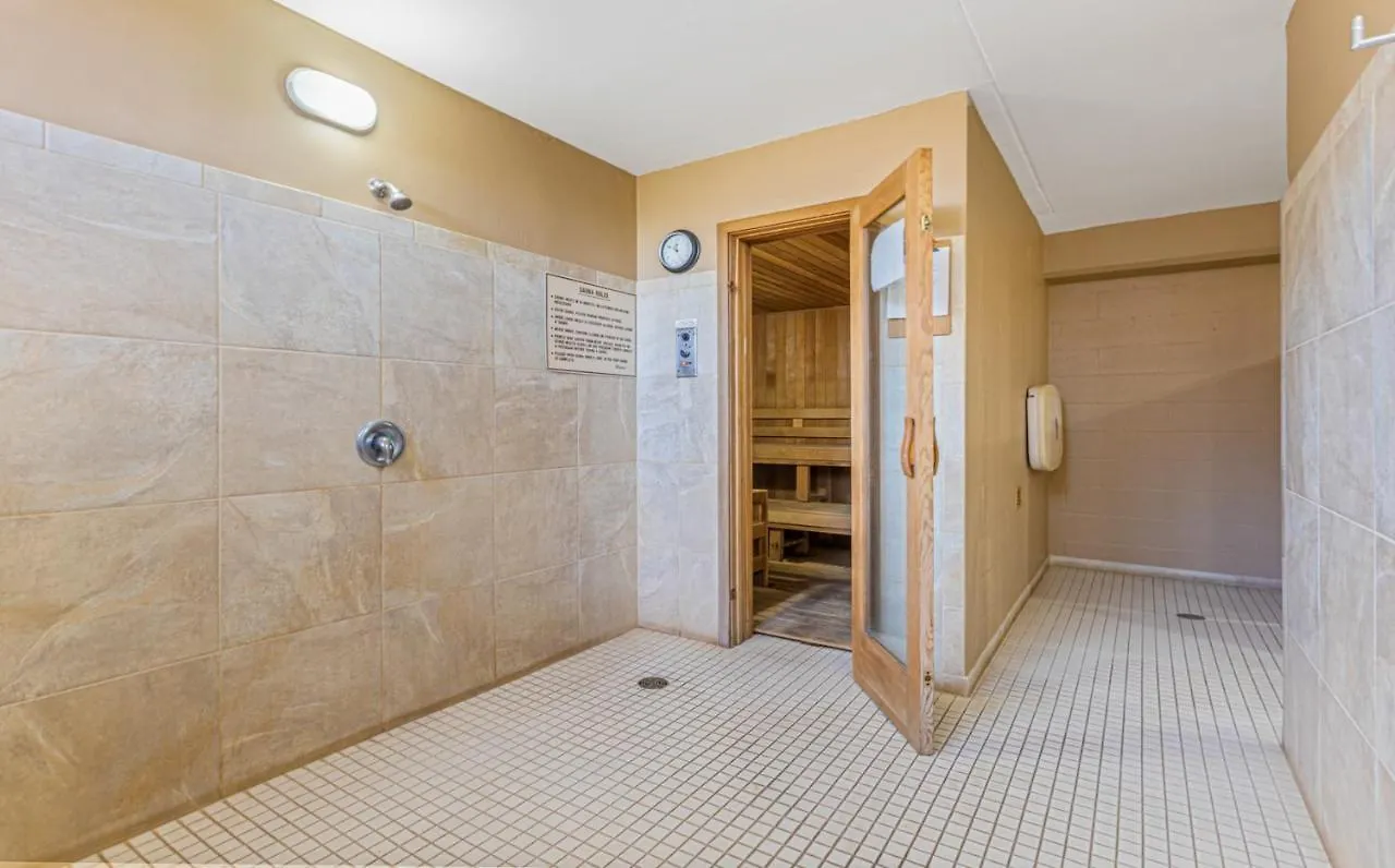 Charming Loft 2br With Free Parking & Near Beach! Apartment *