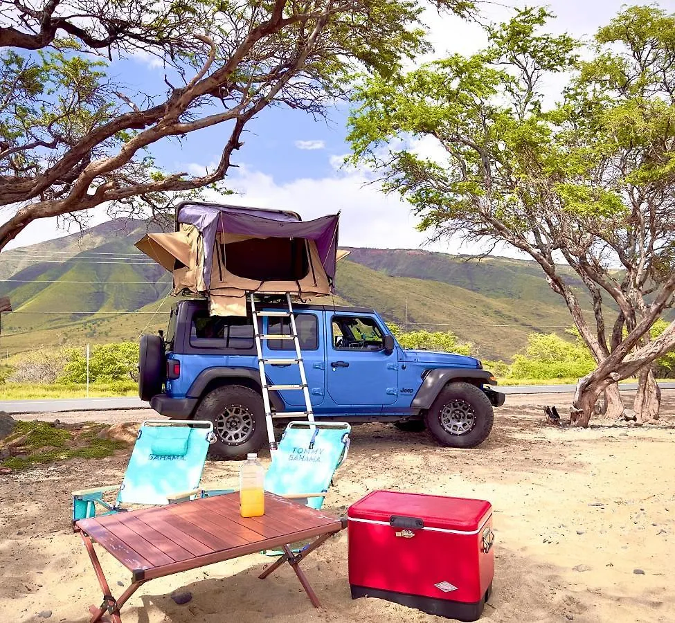 Aloha Glamp's Jeep Adventure: Rooftop Across Maui Luxury tent