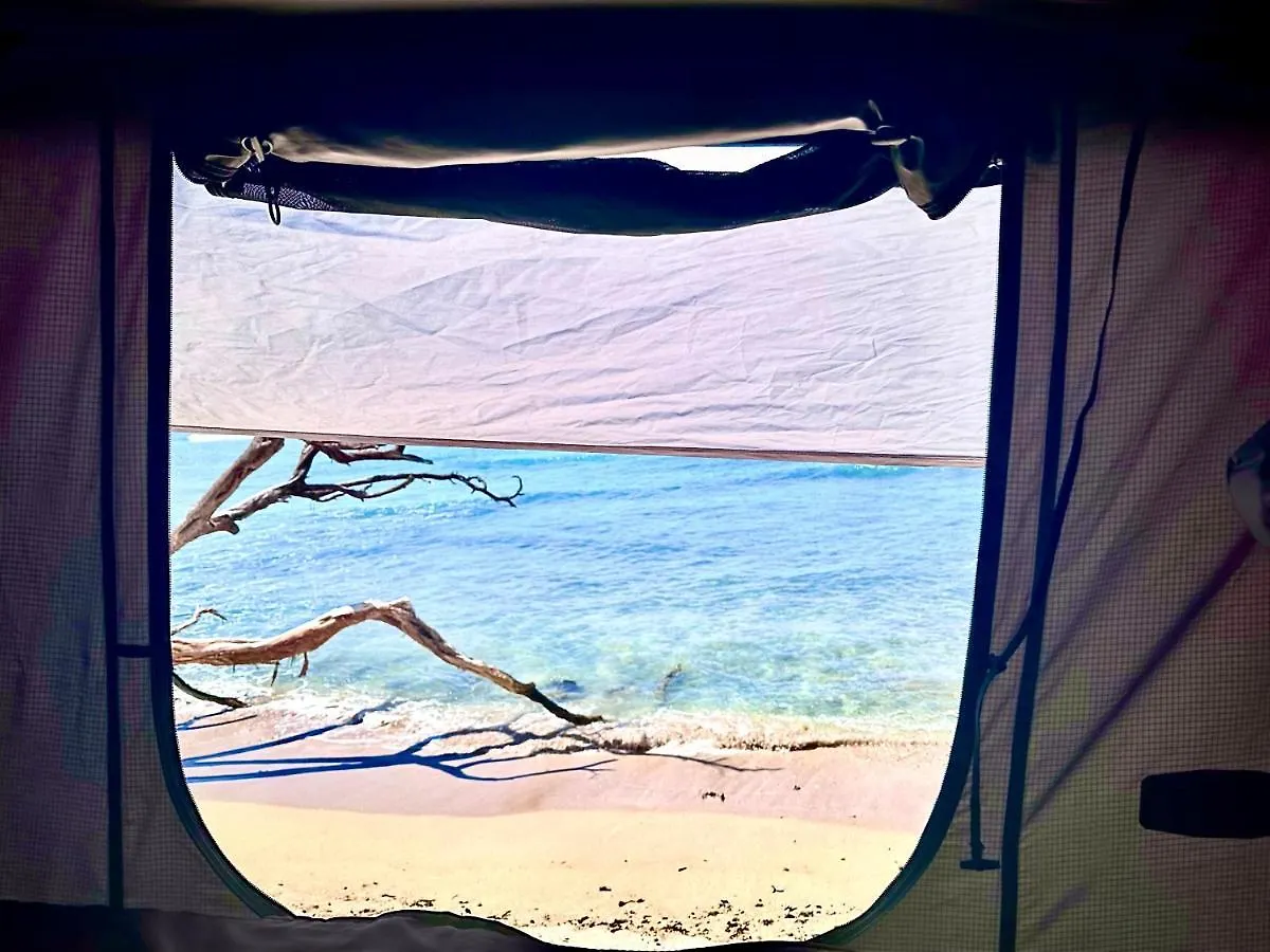 Aloha Glamp's Maui Rooftop Adventure Paia