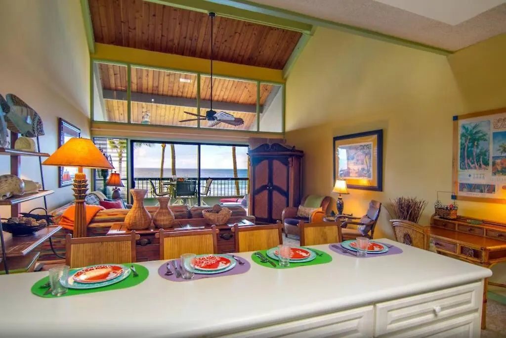 Hale Mahina A406- Floor Oceanfront 2bed Condo, Expansive Views *