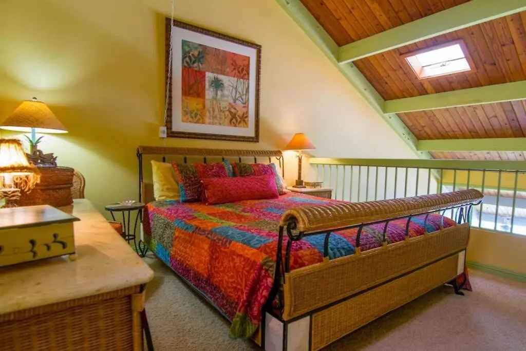 Hale Mahina A406- Floor Oceanfront 2bed Condo, Expansive Views *