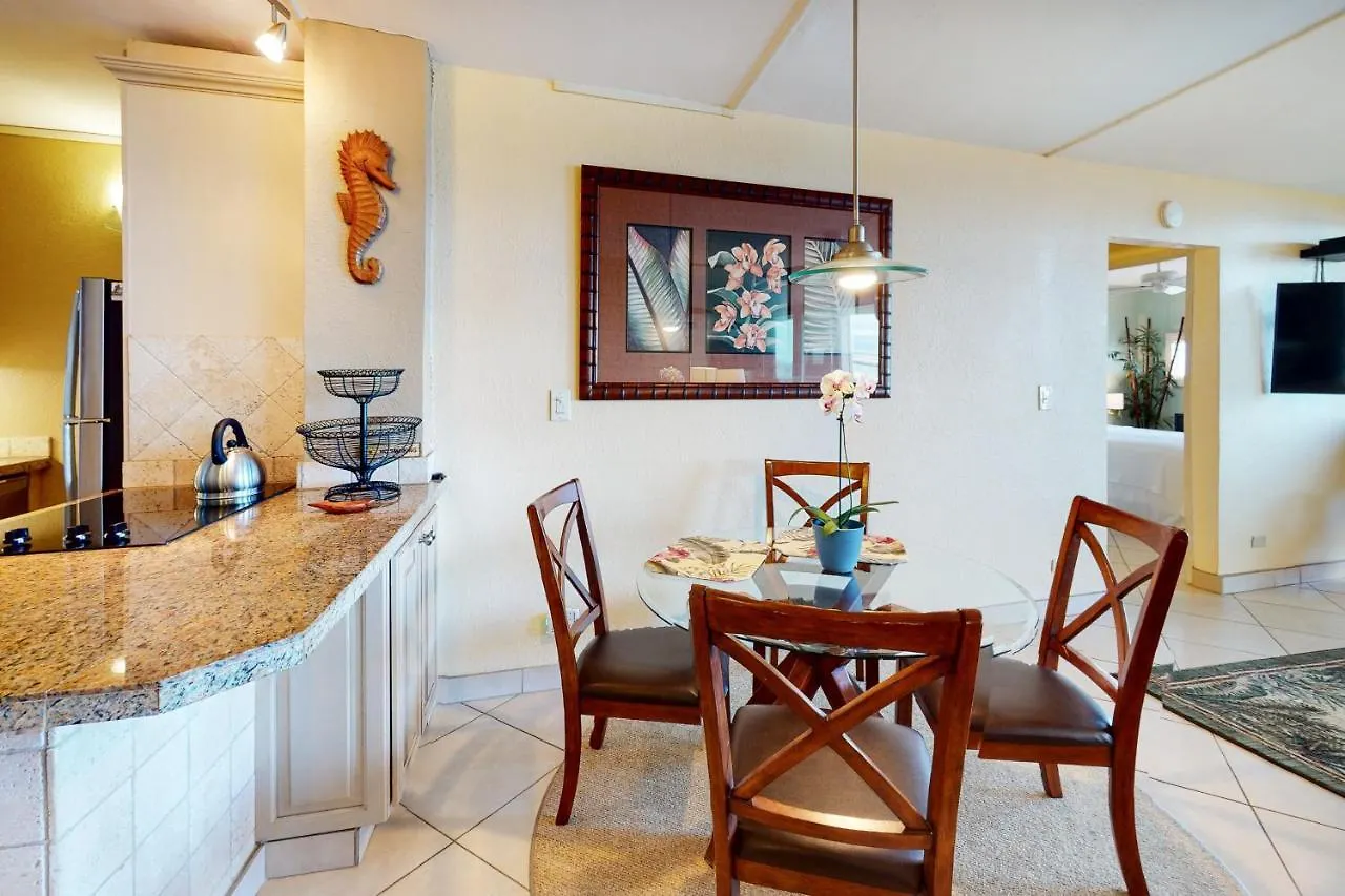 Apartment Island Sands 111