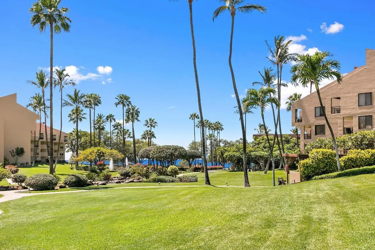 Kamaole Sands 4-412, Ocean Views, Renovation, Ac! Holiday home