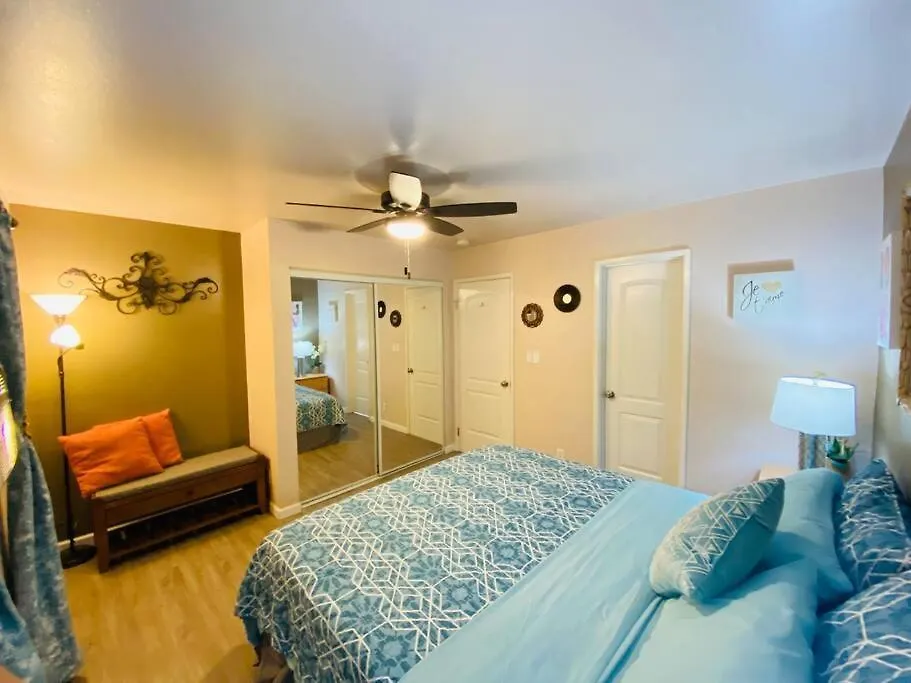 Apartment And Epic Location 2bd 2ba Ocean View *