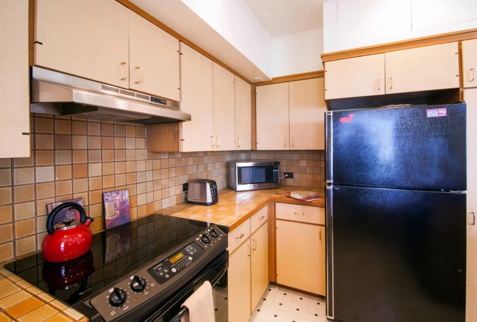 1512 Ridge Apartment