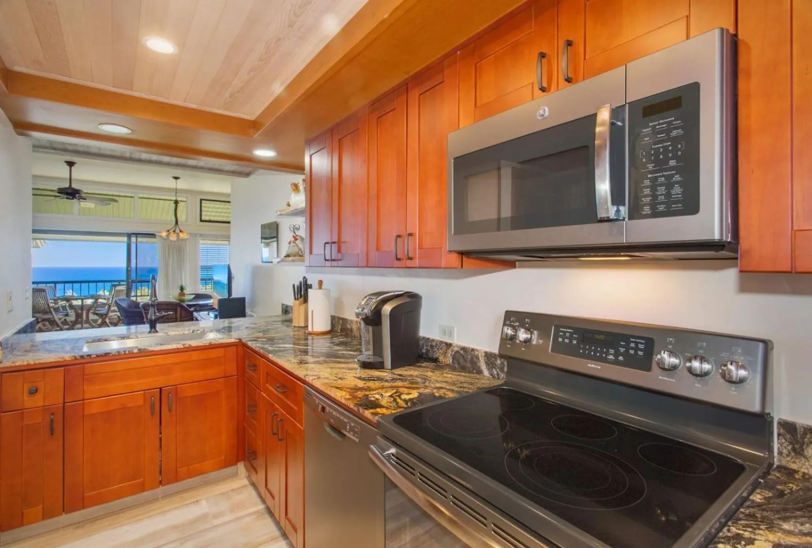 Apartment 1623 Ridge Kahana