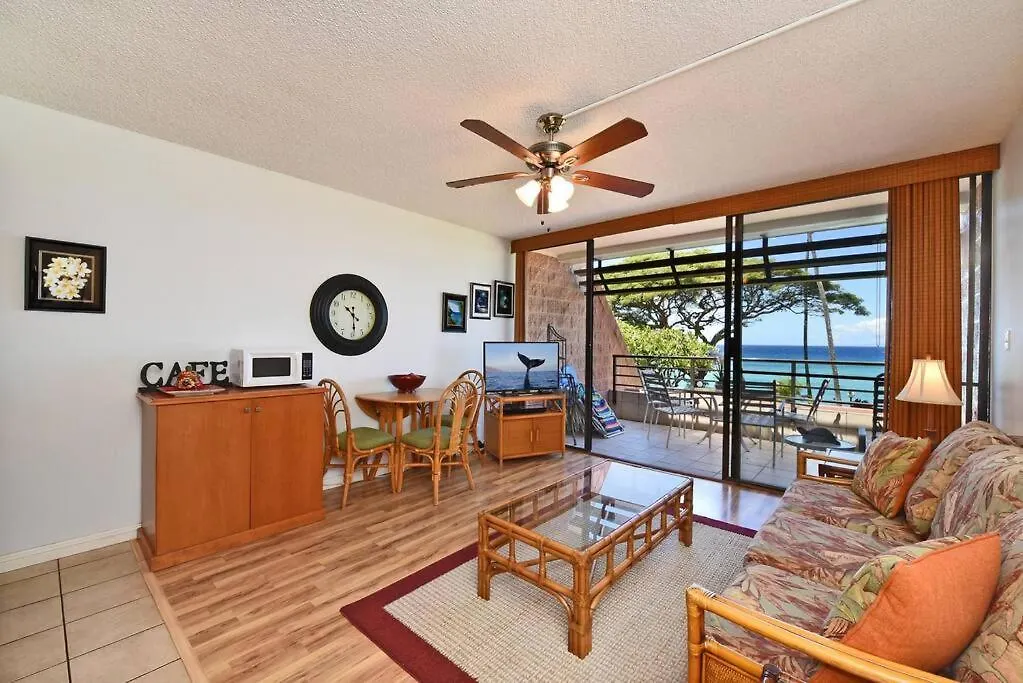 Oceanfront Kuleana Special!!! Apartment