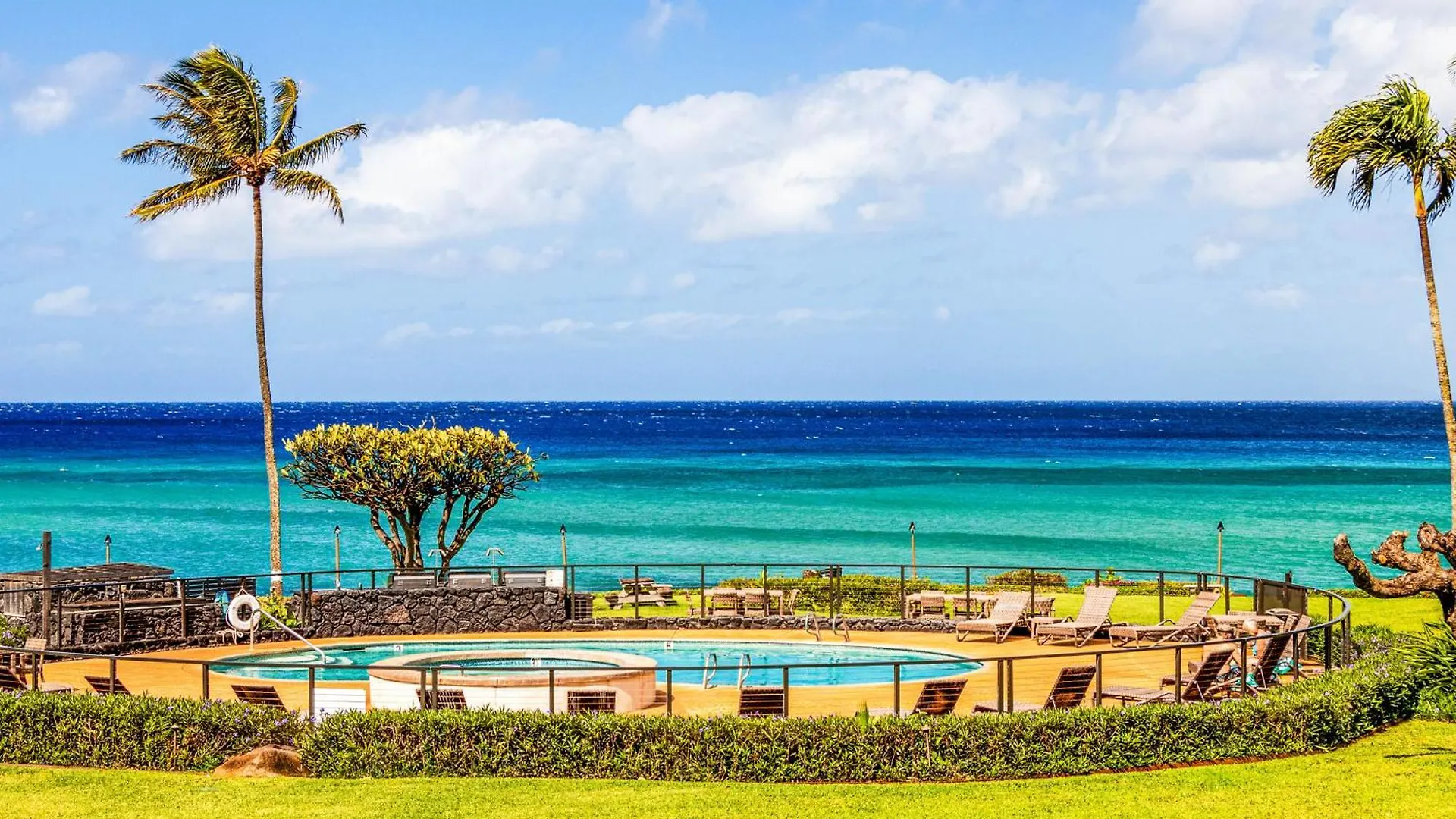 Polynesian Shores 112 *