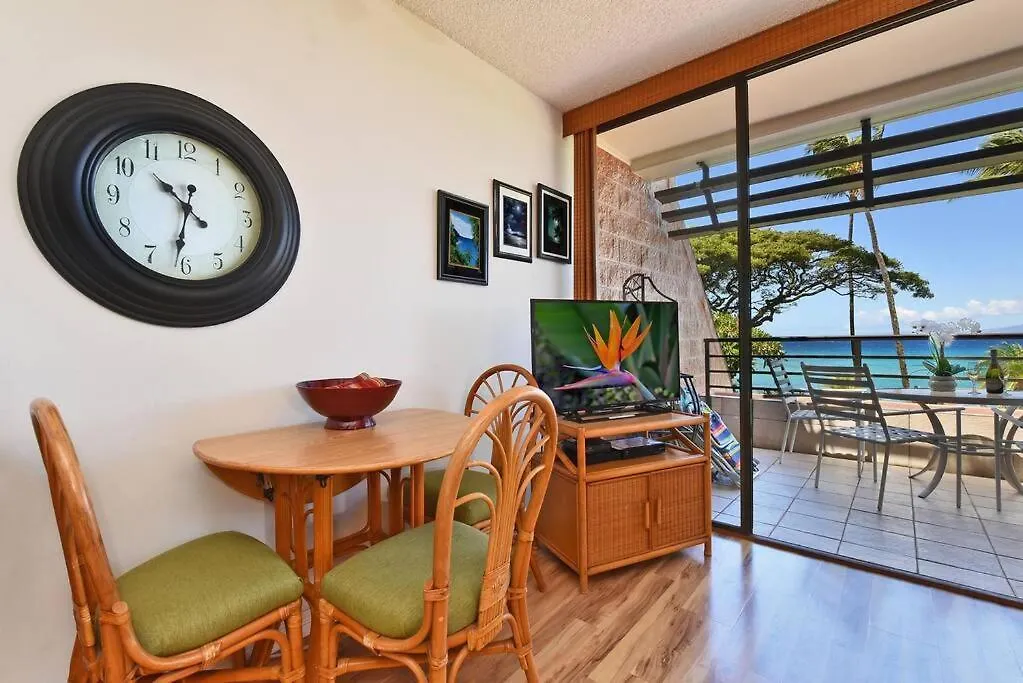 Apartment Oceanfront Kuleana Special!!! Kahana