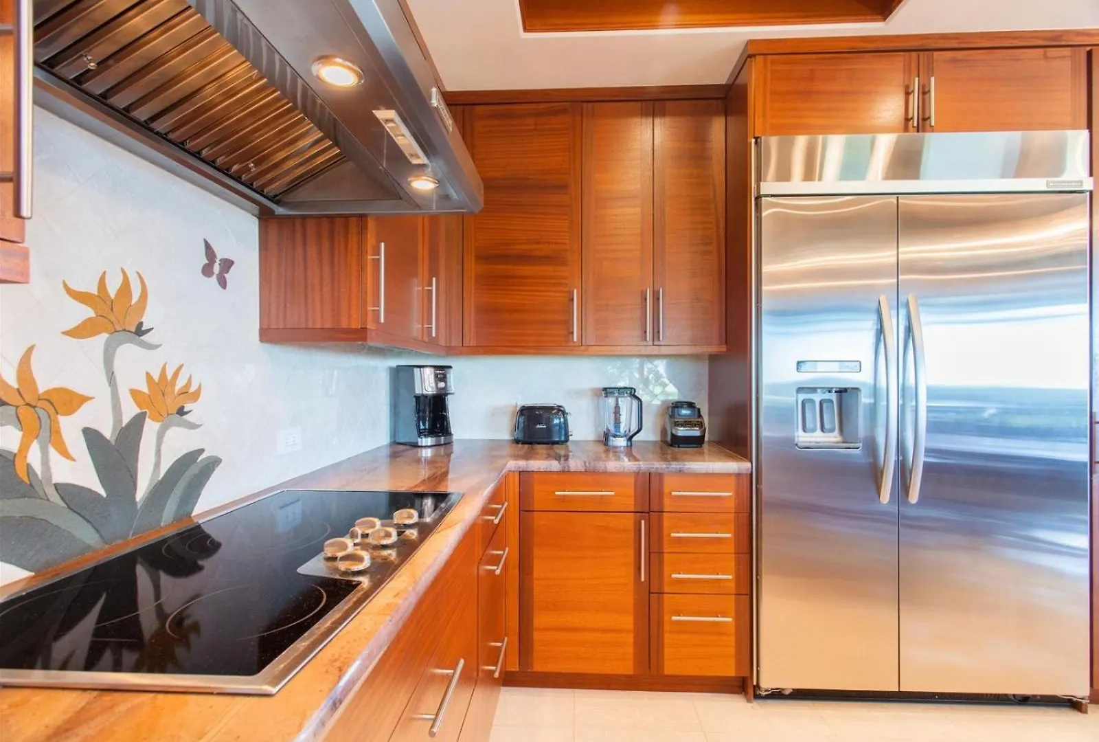 1412 Ridge * Kahana