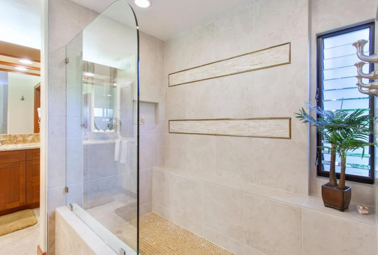 2021 Ridge Apartment Kahana