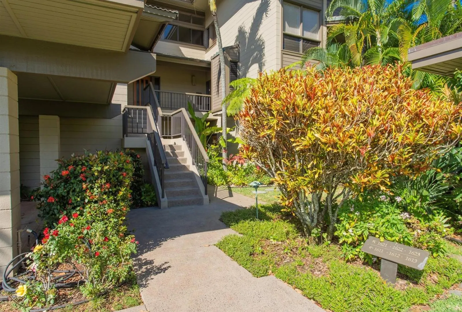 Apartment 1623 Ridge