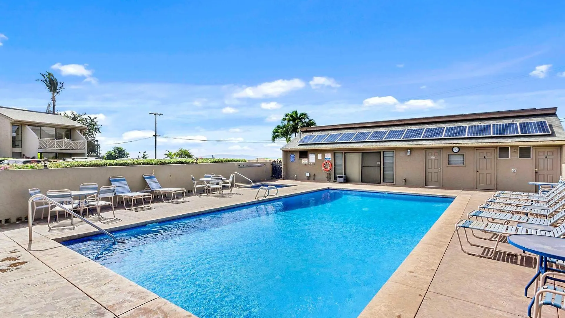 215 - A Charming 2br, 1ba Condo, Ac Holiday home *
