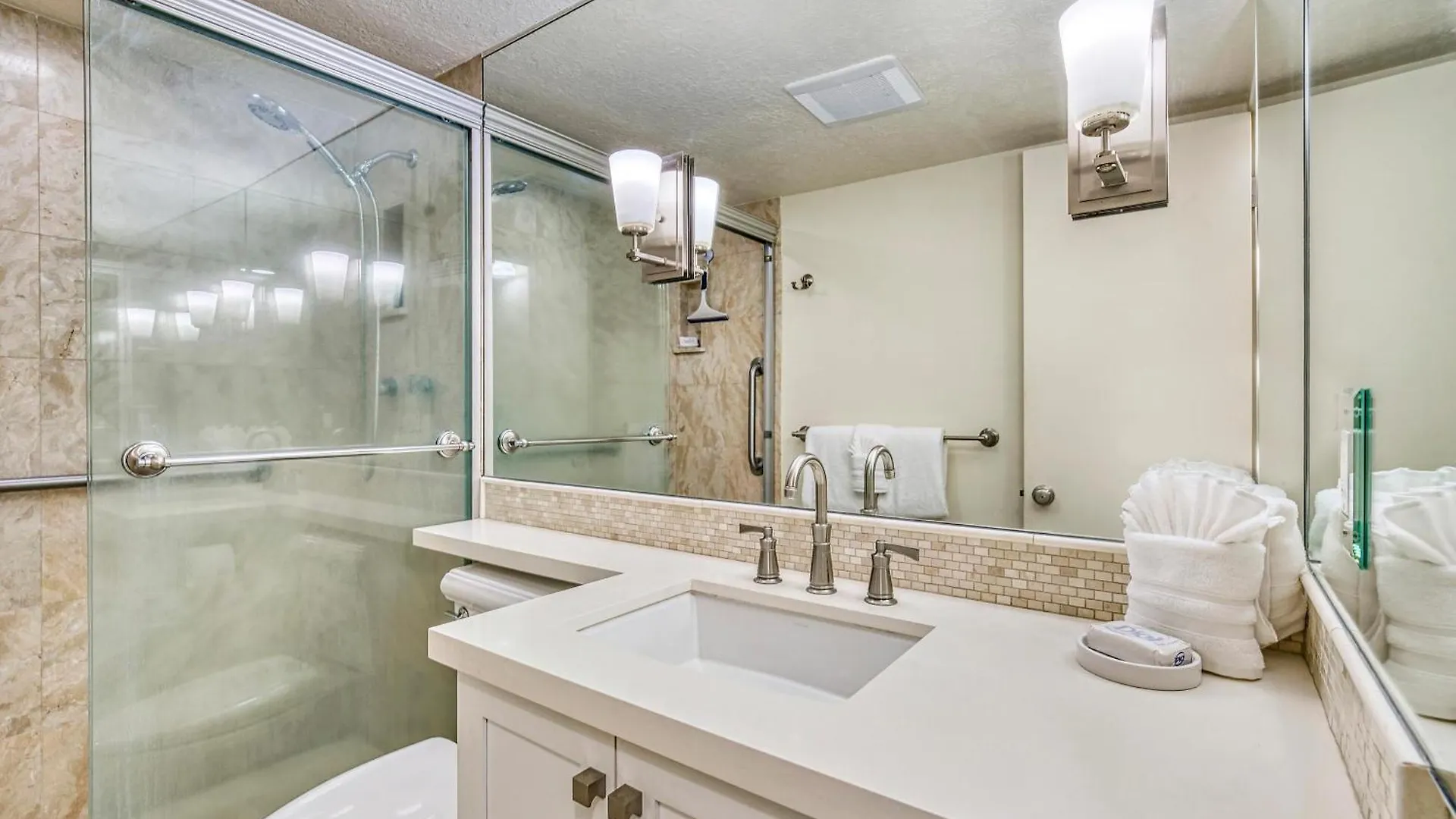 Punahoa 201, Beautiful Renovation, Split Ac Holiday home Kihei
