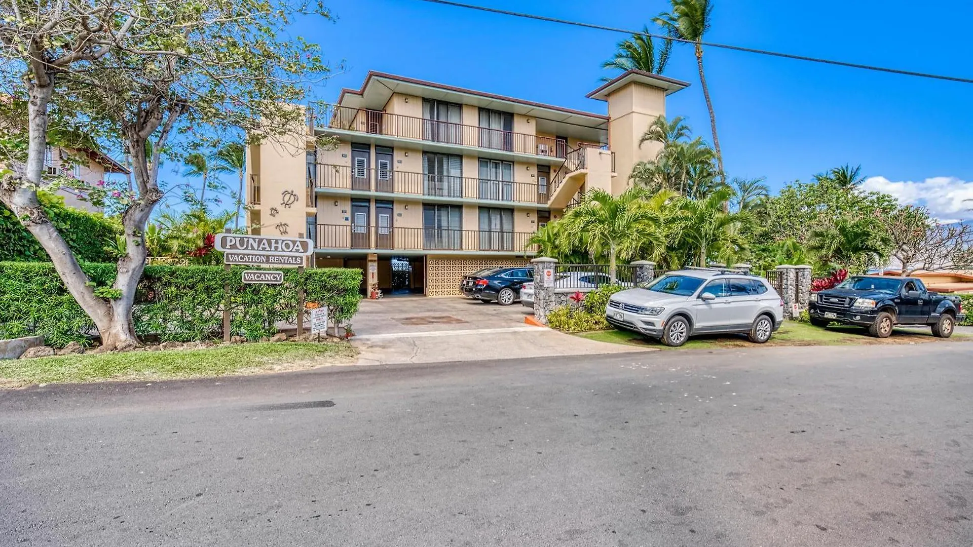 Punahoa 201, Beautiful Renovation, Split Ac Kihei