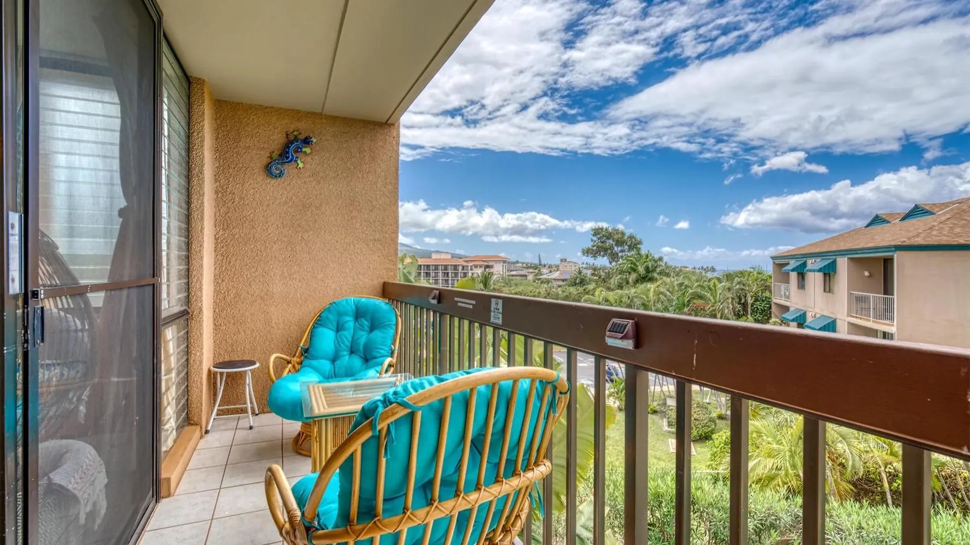 Maui Vista 2-301 - Modern And Bright Renovation *