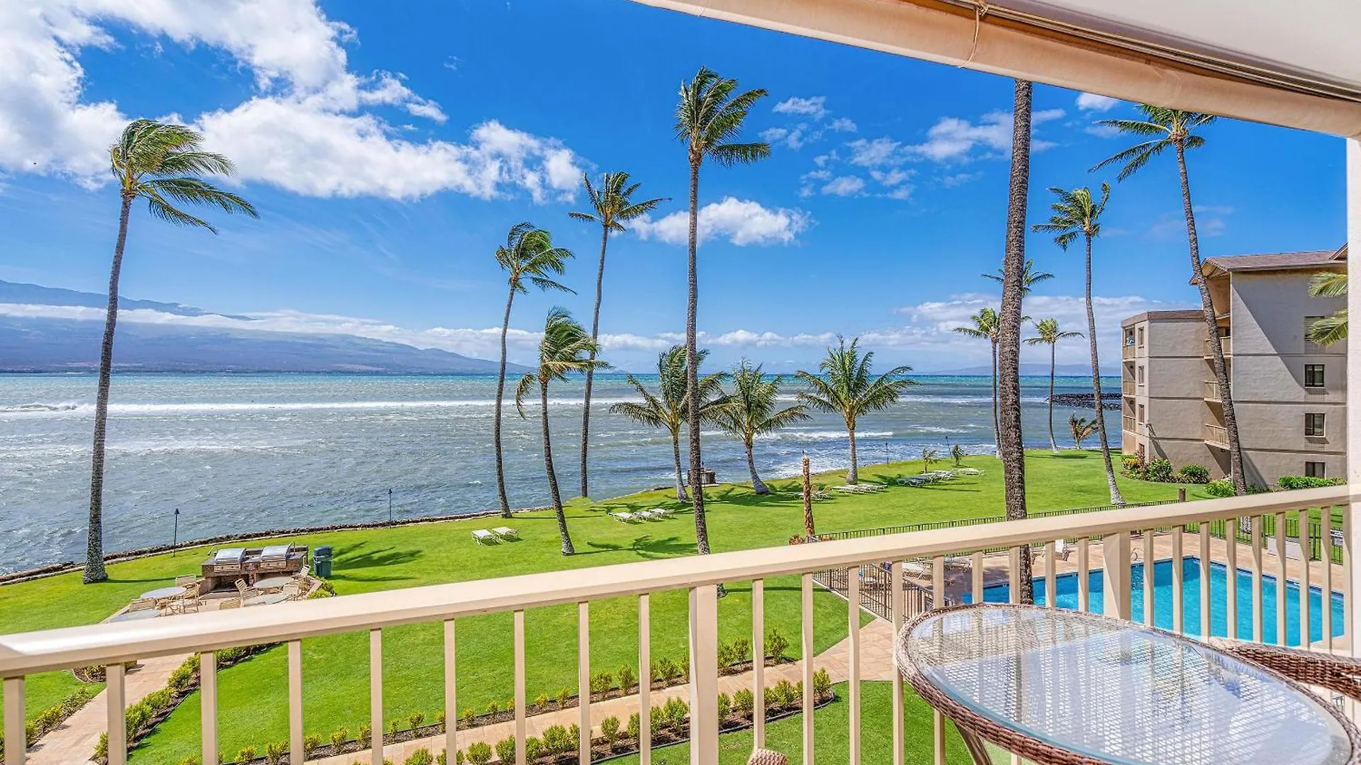 Holiday home Maalaea Kai 311 - Direct Ocean Front, Split Ac