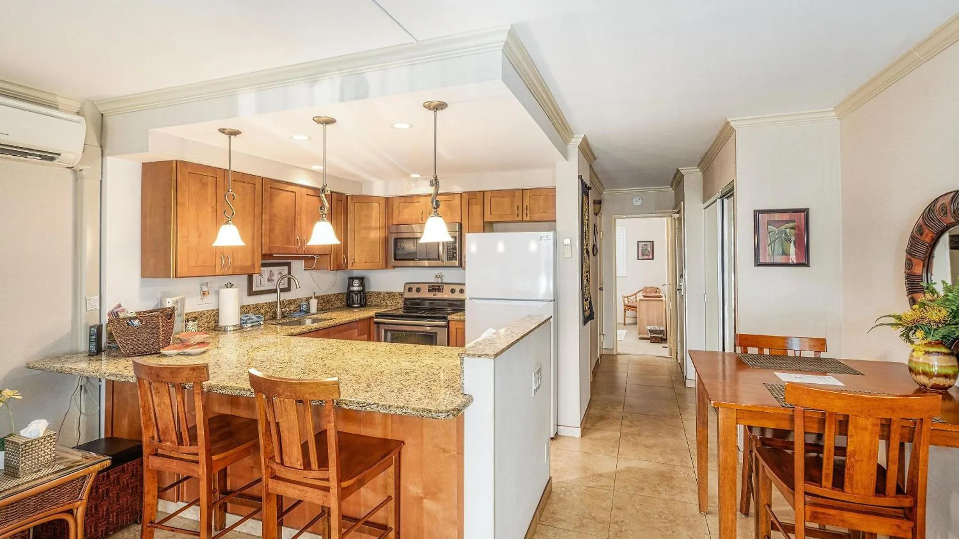 Maalaea Kai 311 - Direct Ocean Front, Split Ac *