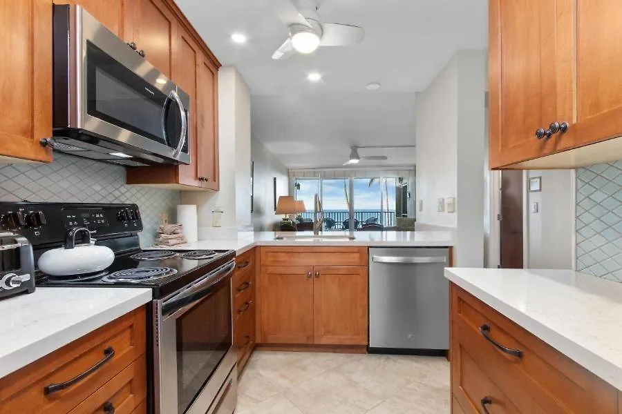 Apartment Royal Mauian, #416