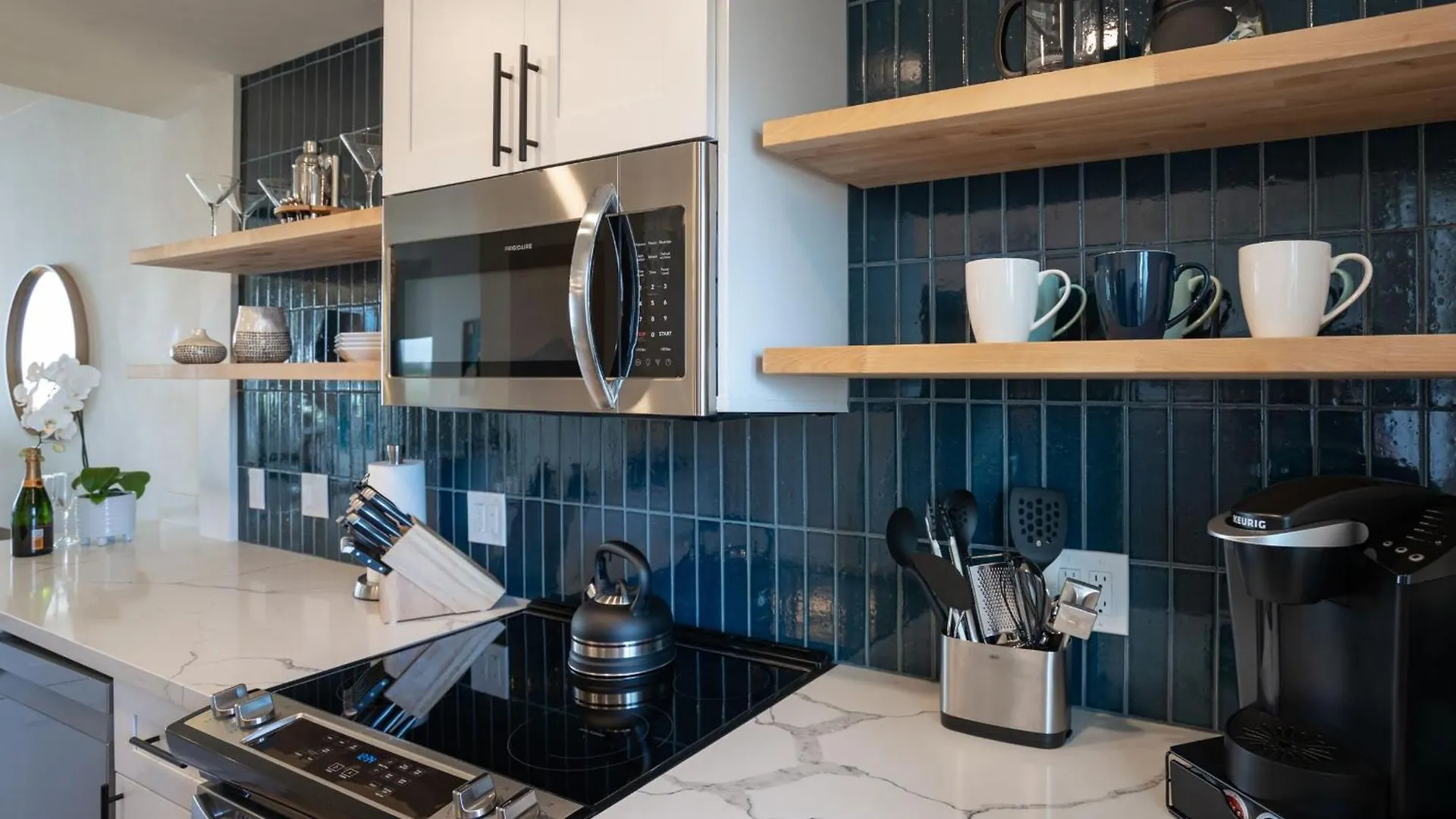Apartment Upscale Oceanfront Penthouse Vistas