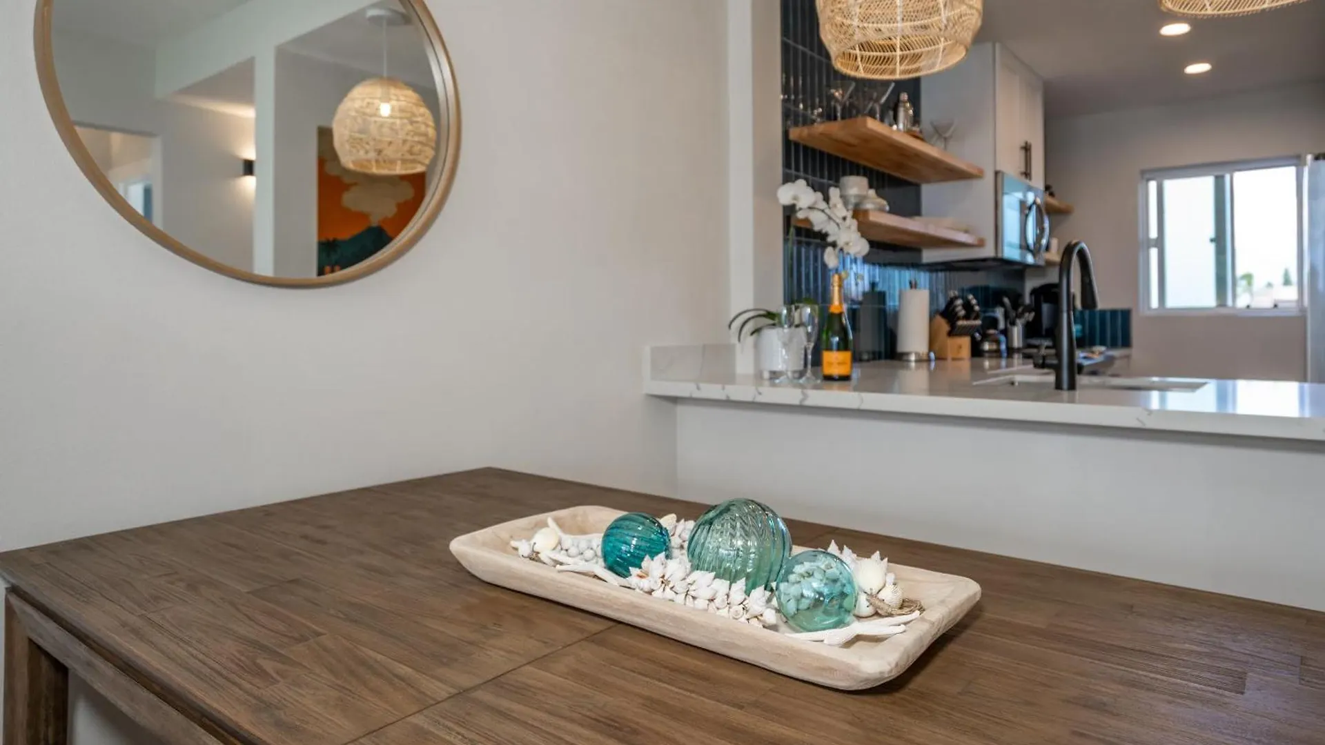 Upscale Oceanfront Penthouse Vistas Kihei