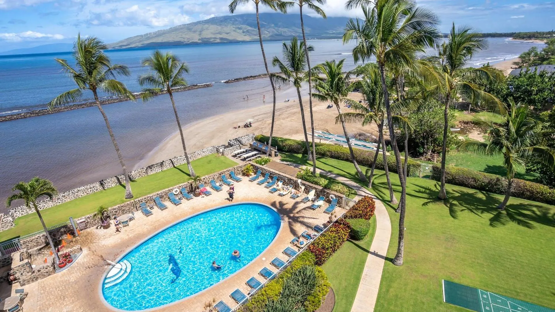Upscale Oceanfront Penthouse Vistas Apartment