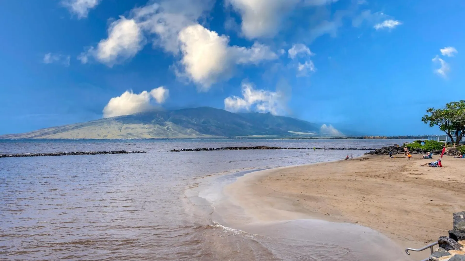 2 Bedroom 2 Bath Luxury Oceanfront Vistas Holiday home *