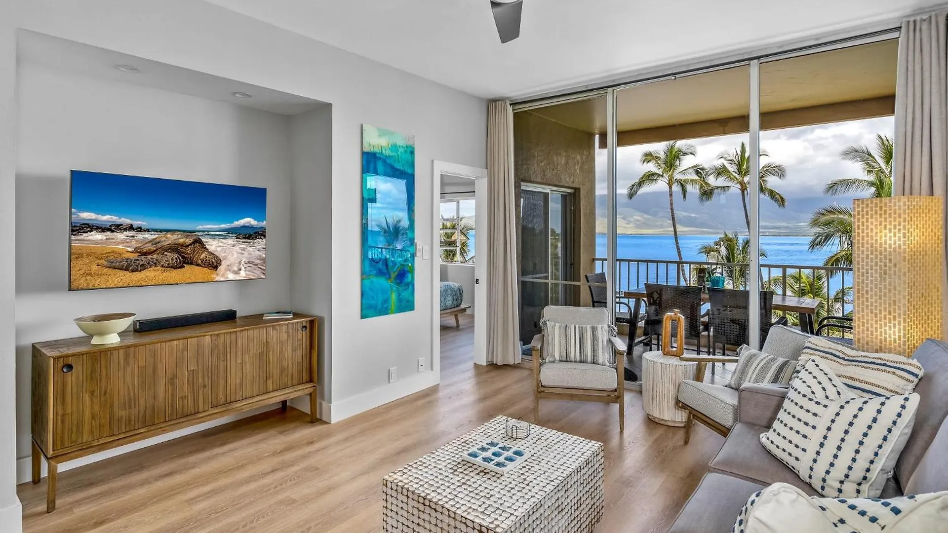 Apartment Upscale Oceanfront Penthouse Vistas