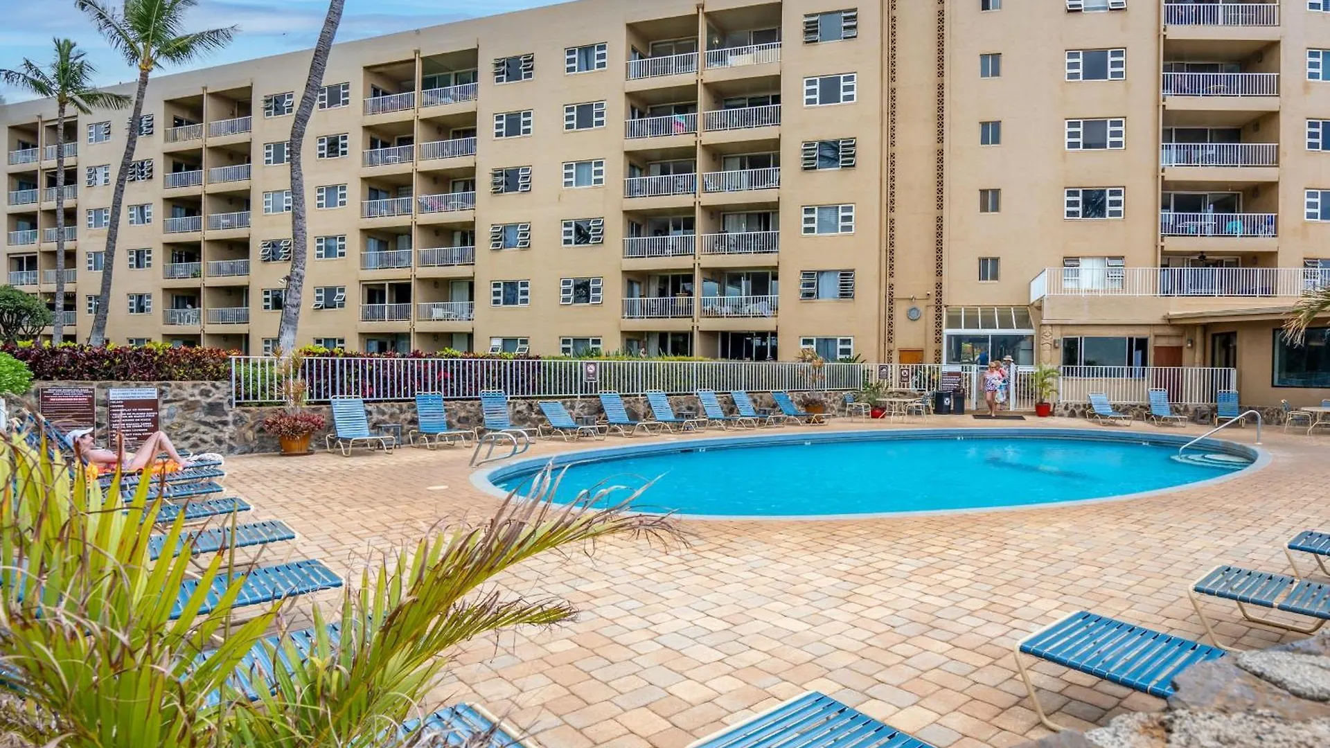 2 Bedroom 2 Bath Luxury Oceanfront Vistas Holiday home Kihei