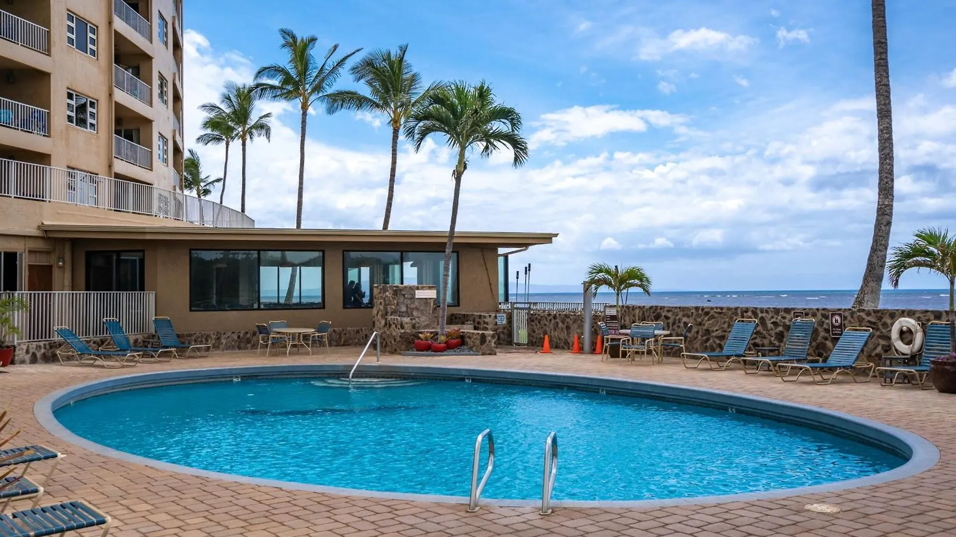 2 Bedroom 2 Bath Luxury Oceanfront Vistas Holiday home *