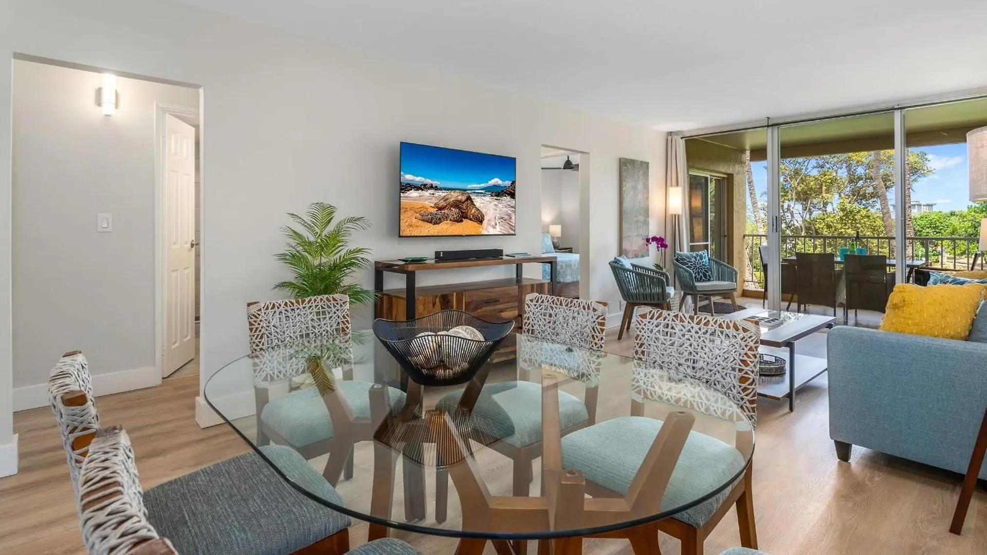 2 Bedroom 2 Bath Luxury Oceanfront Vistas * Kihei